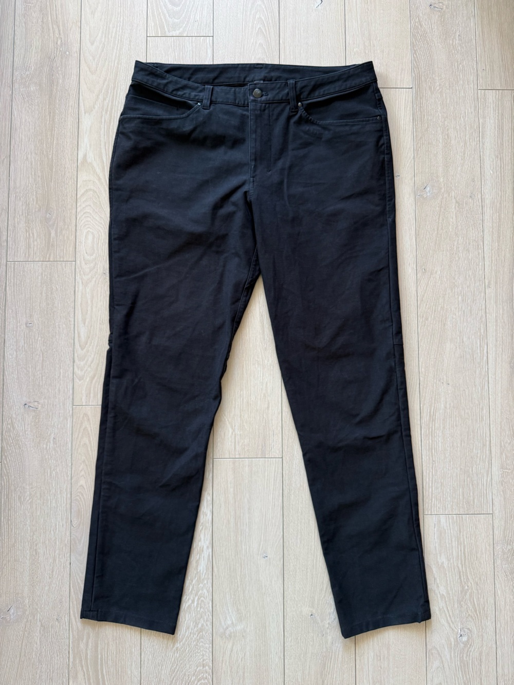 Lululemon Men’s 5 Pocket Pants in Black Size 34